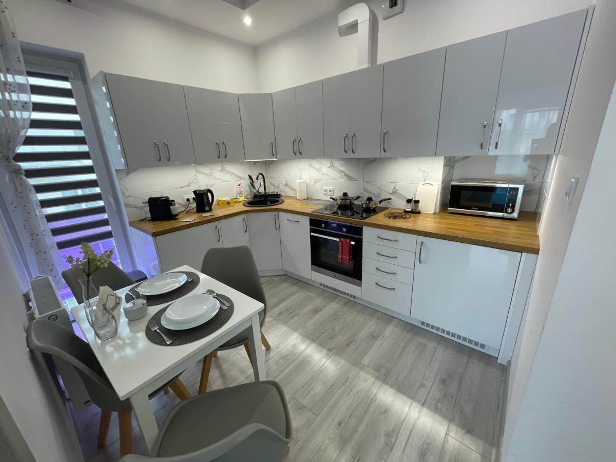 Apartament Nowoczesny Komfortowy Kustronia Z Garazem Balkonem Wanna بييلسكو بياوا المظهر الخارجي الصورة